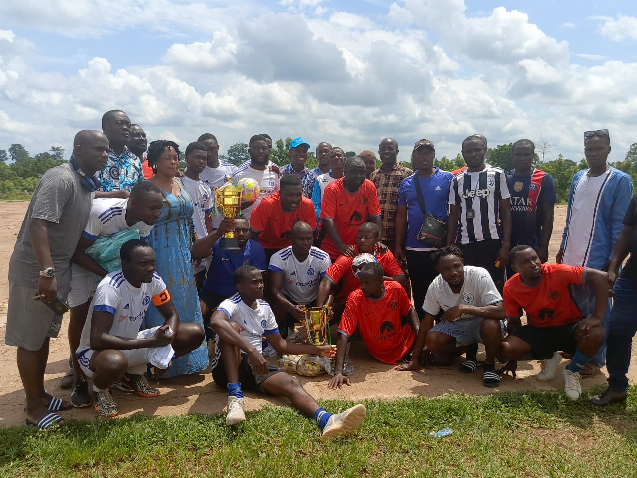 Visite du Marché Local et Échanges
