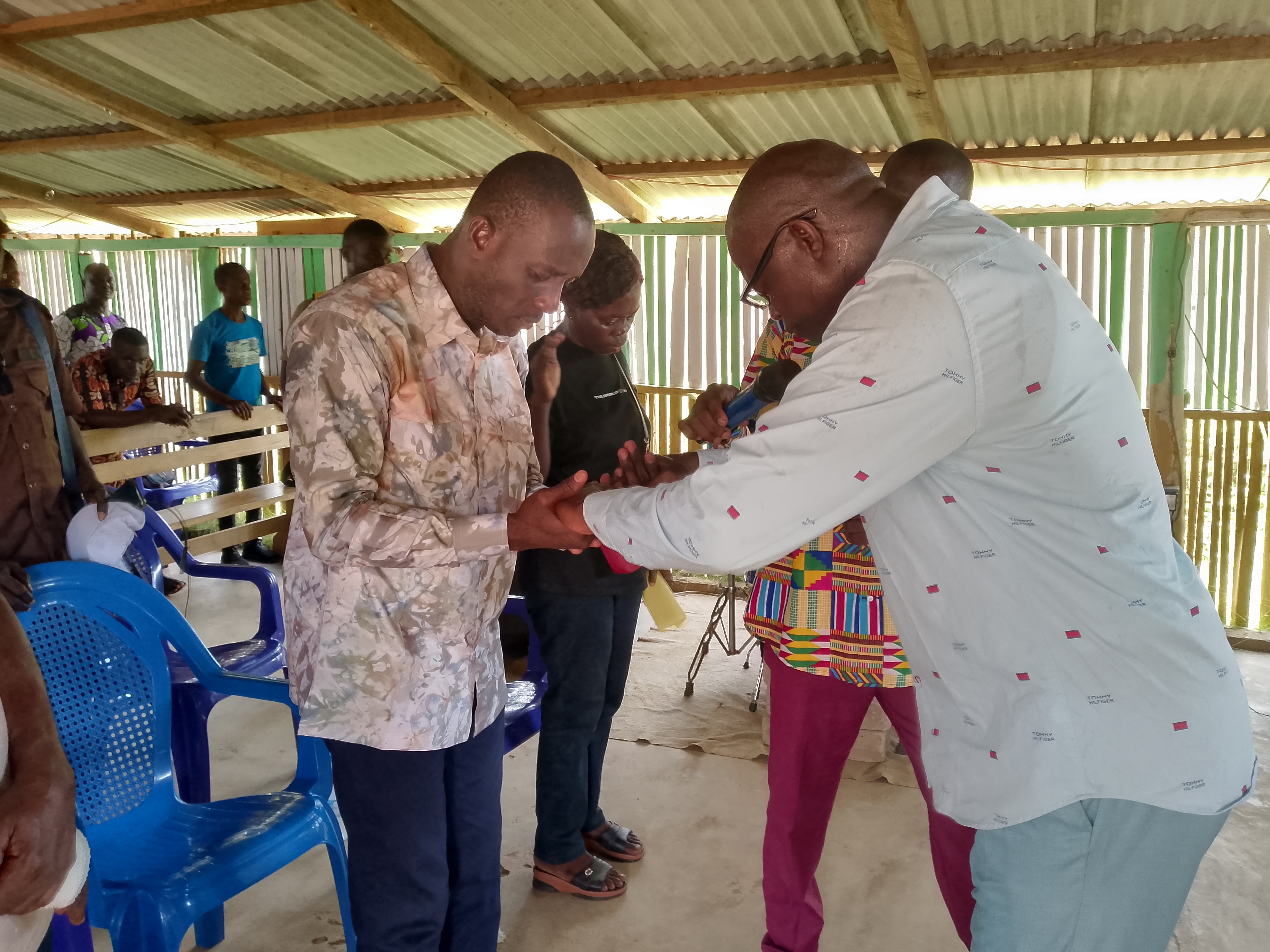 candidat indépendant Dr moreau charles kablan en tournée